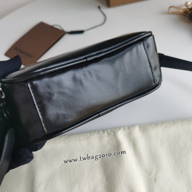 Burberry專門店新款多種背法小包 巴寶莉女款休閒肩背包 yxb1058
